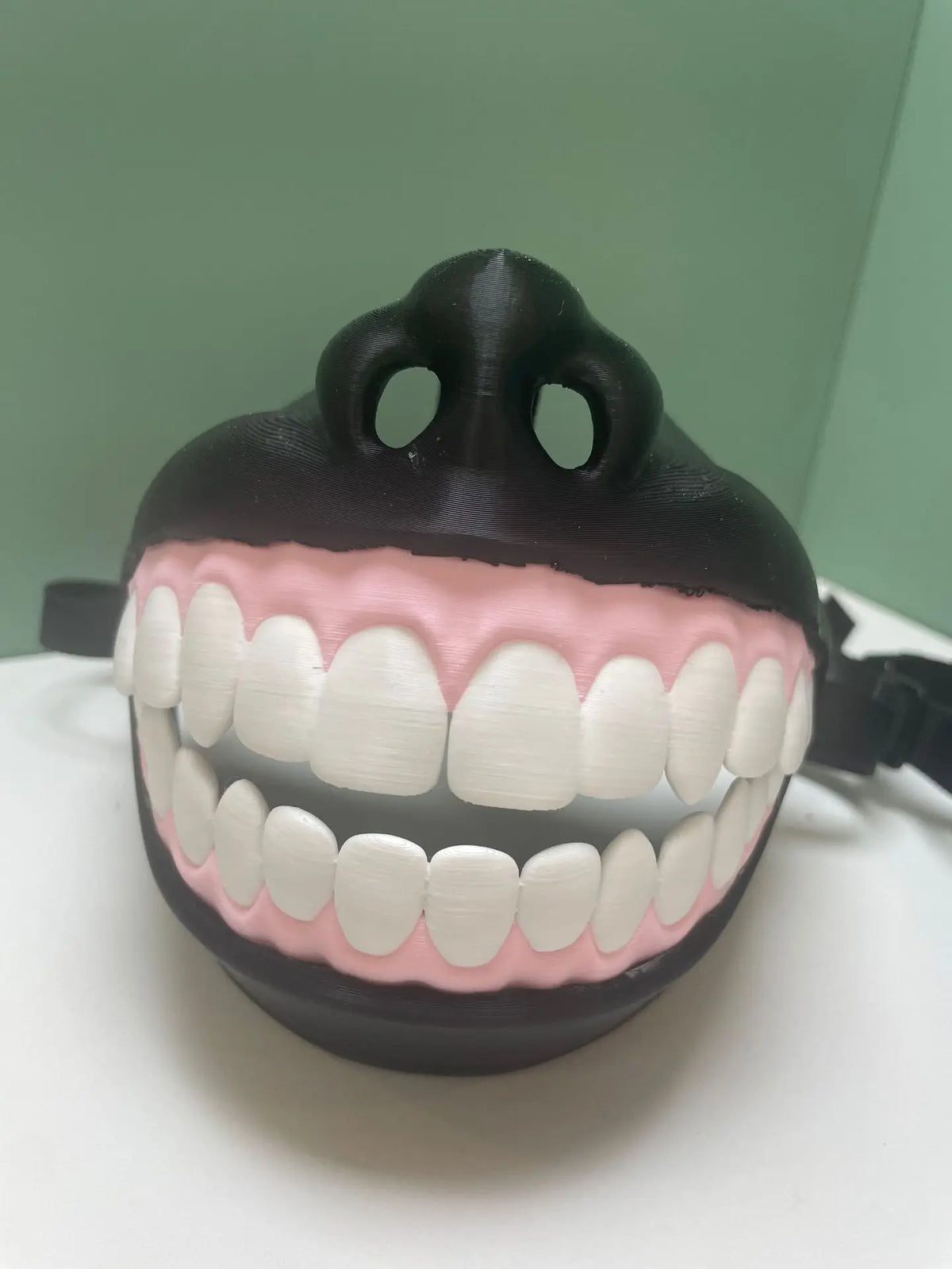 Halloween Funny Dog Muzzle with Smiling Teeth Novelty Party Prank Pet Costume Gift for Fans