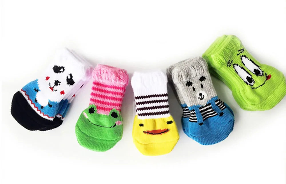 Dog Socks for Small Medium Dogs Non Skid Pet Puppy Grip Socks Paw Protectors Indoor Traction Control Socks for Hardwood Floor