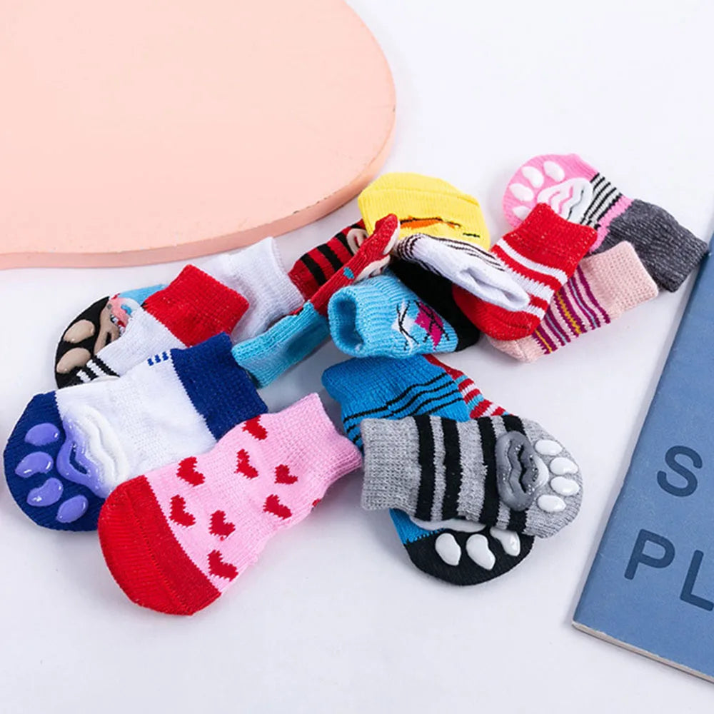 Dog Socks for Small Medium Dogs Non Skid Pet Puppy Grip Socks Paw Protectors Indoor Traction Control Socks for Hardwood Floor