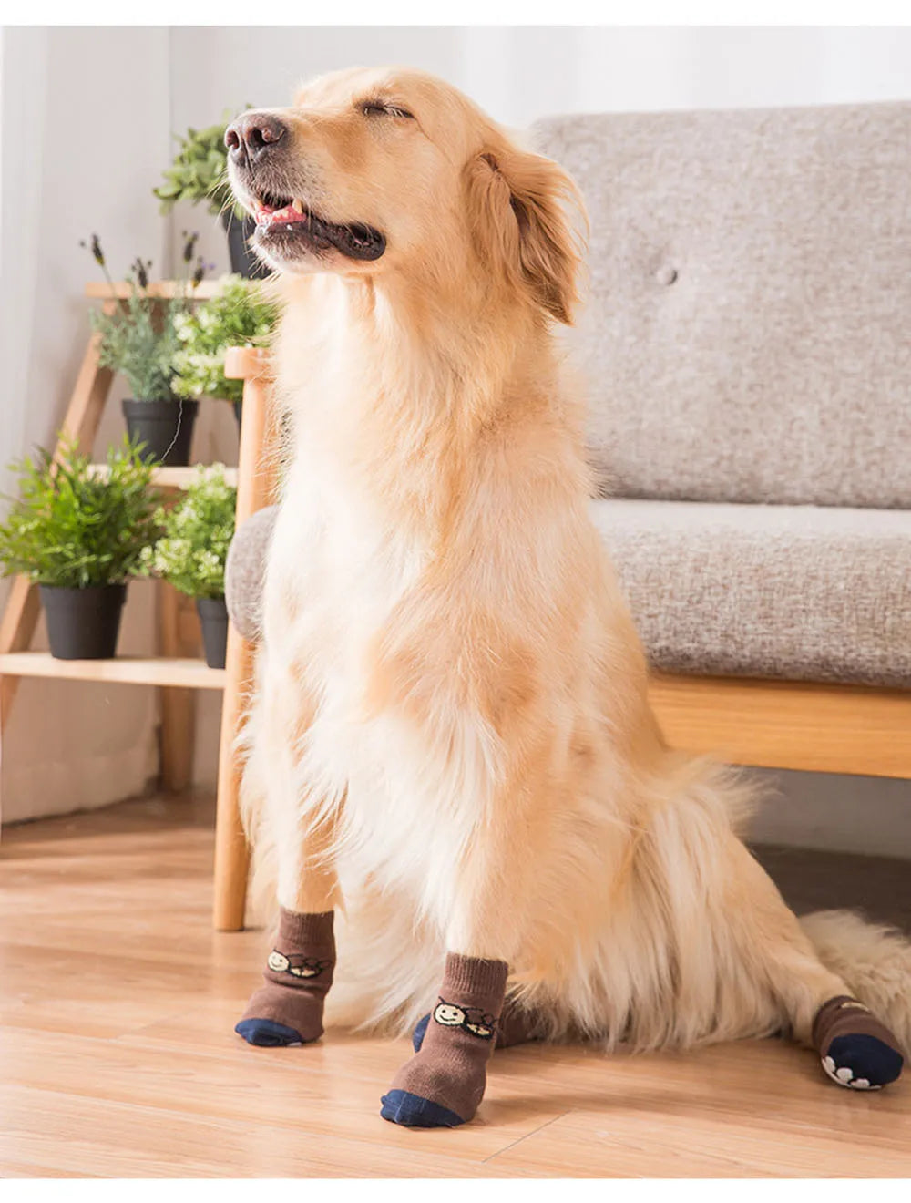 4pcs Dog Socks for Hardwood Floors to Prevent Licking Dog Boots Pet Dog Paw Protectors with Non-Slip Grips for Large Senior Dogs